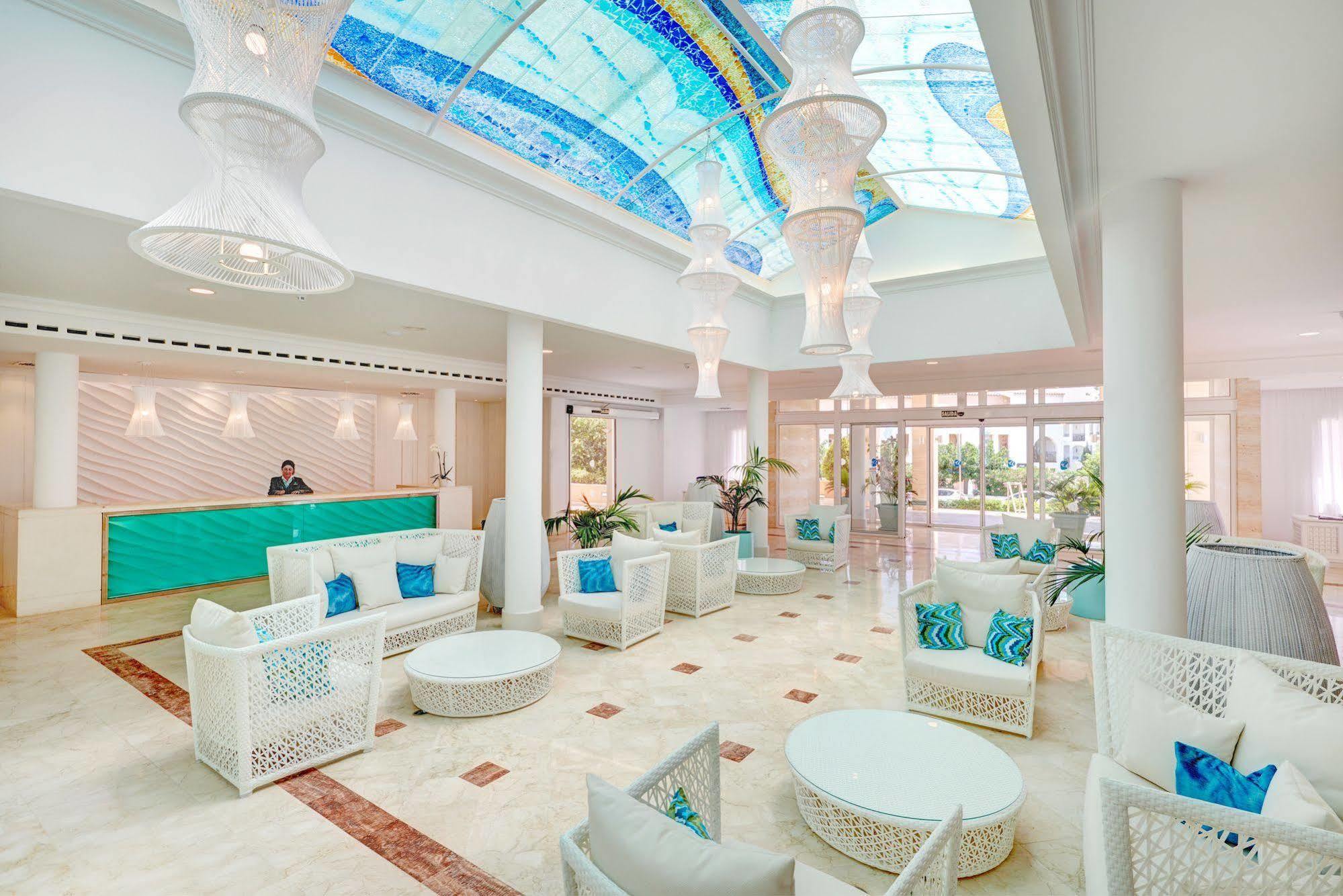 Grupotel Club Turquesa Mar Ситадела Екстериор снимка